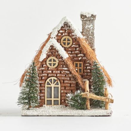 LIGHTED HOUSE, BROWN, BATTERY OPERATED, 22,5x18x24,5cm