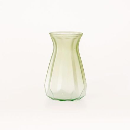 GLASS VASE, MATTE GREEN, 9,5x11,5x18cm