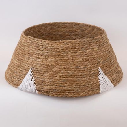 TREE SKIRT, STRAW WITH WHITE DETAILS, 35x58x23cm