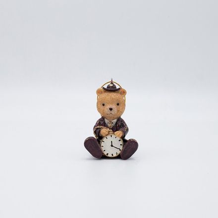 POLYRESIN HANGING ORNAMENT, VINTAGE SITTING BEAR WITH CLOCK, 5x7.5cm