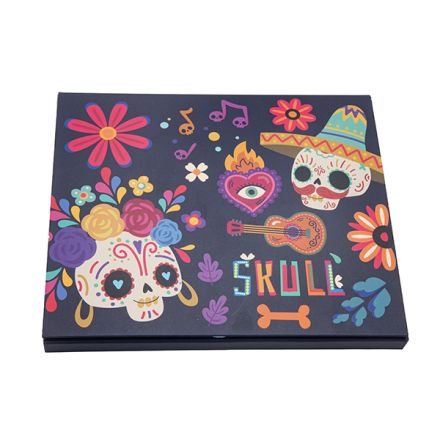 COUNTDOWN CALENDAR WITH 2 GOLD BRACELETS AND 22 HALLOWEEN HANGING ELEMENTS, 17x1.6x20cm