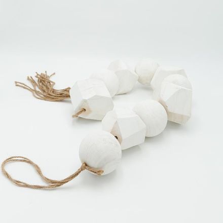 DECORATION WITH BEADS WOOD LIGHT GREY 150x13cm